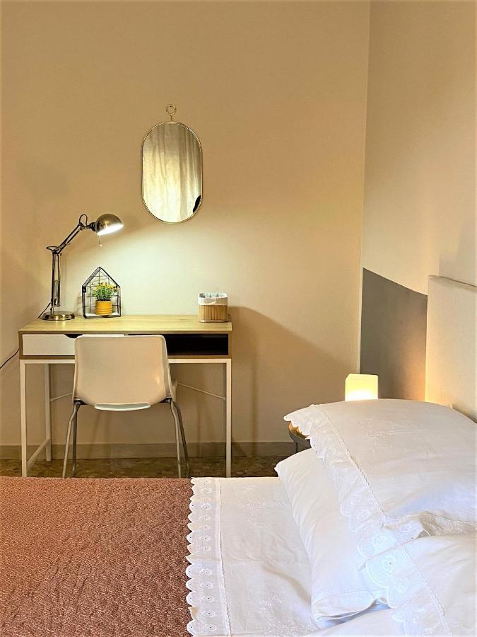Casa Viola A 900 Mt Dalla Staz. Centrale Pescara Bagian luar foto