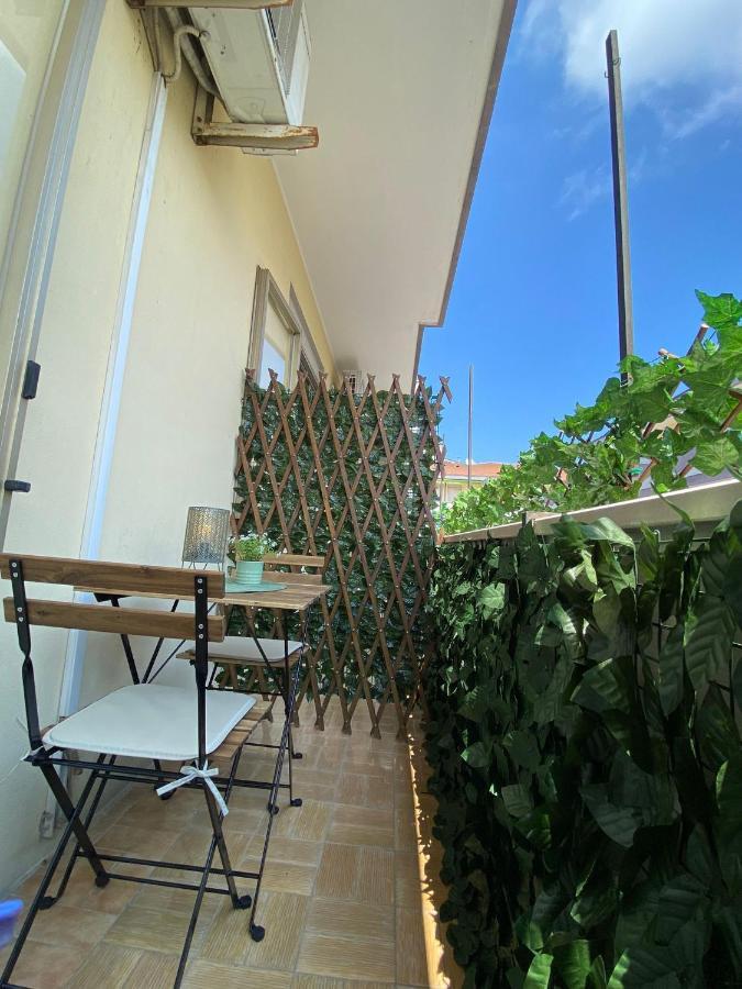 Casa Viola A 900 Mt Dalla Staz. Centrale Pescara Bagian luar foto