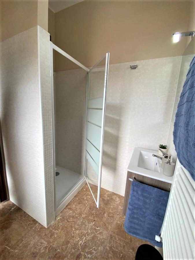 Casa Viola A 900 Mt Dalla Staz. Centrale Pescara Bagian luar foto