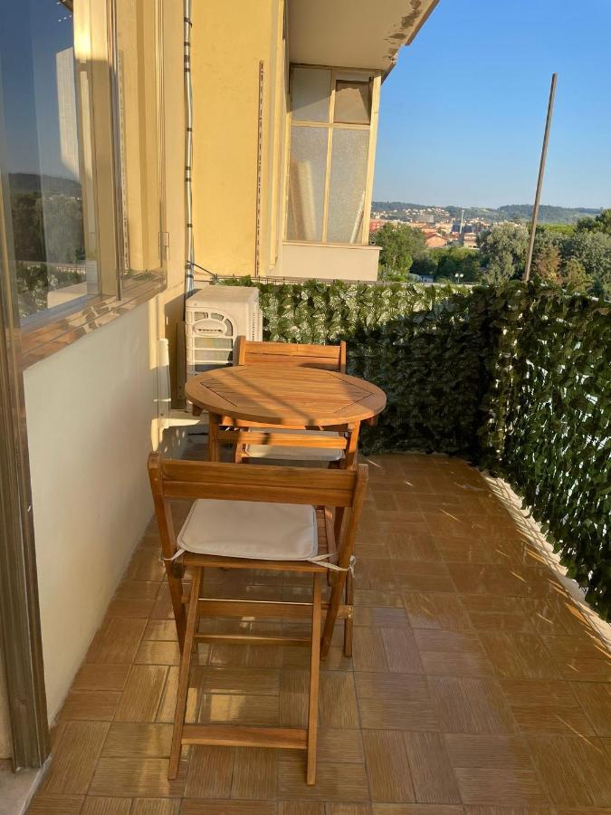 Casa Viola A 900 Mt Dalla Staz. Centrale Pescara Bagian luar foto