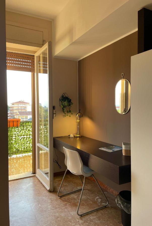 Casa Viola A 900 Mt Dalla Staz. Centrale Pescara Bagian luar foto