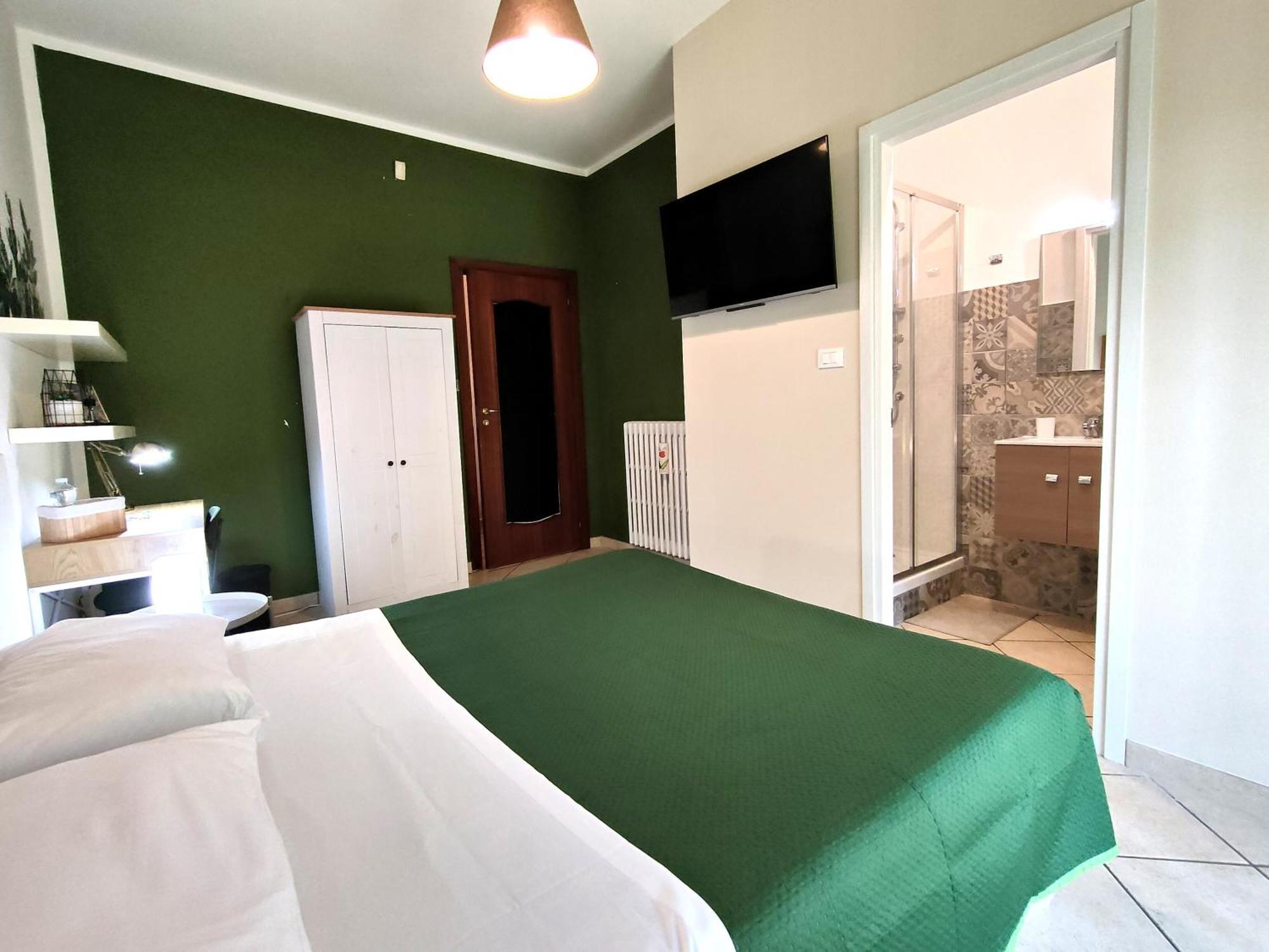 Casa Viola A 900 Mt Dalla Staz. Centrale Pescara Bagian luar foto