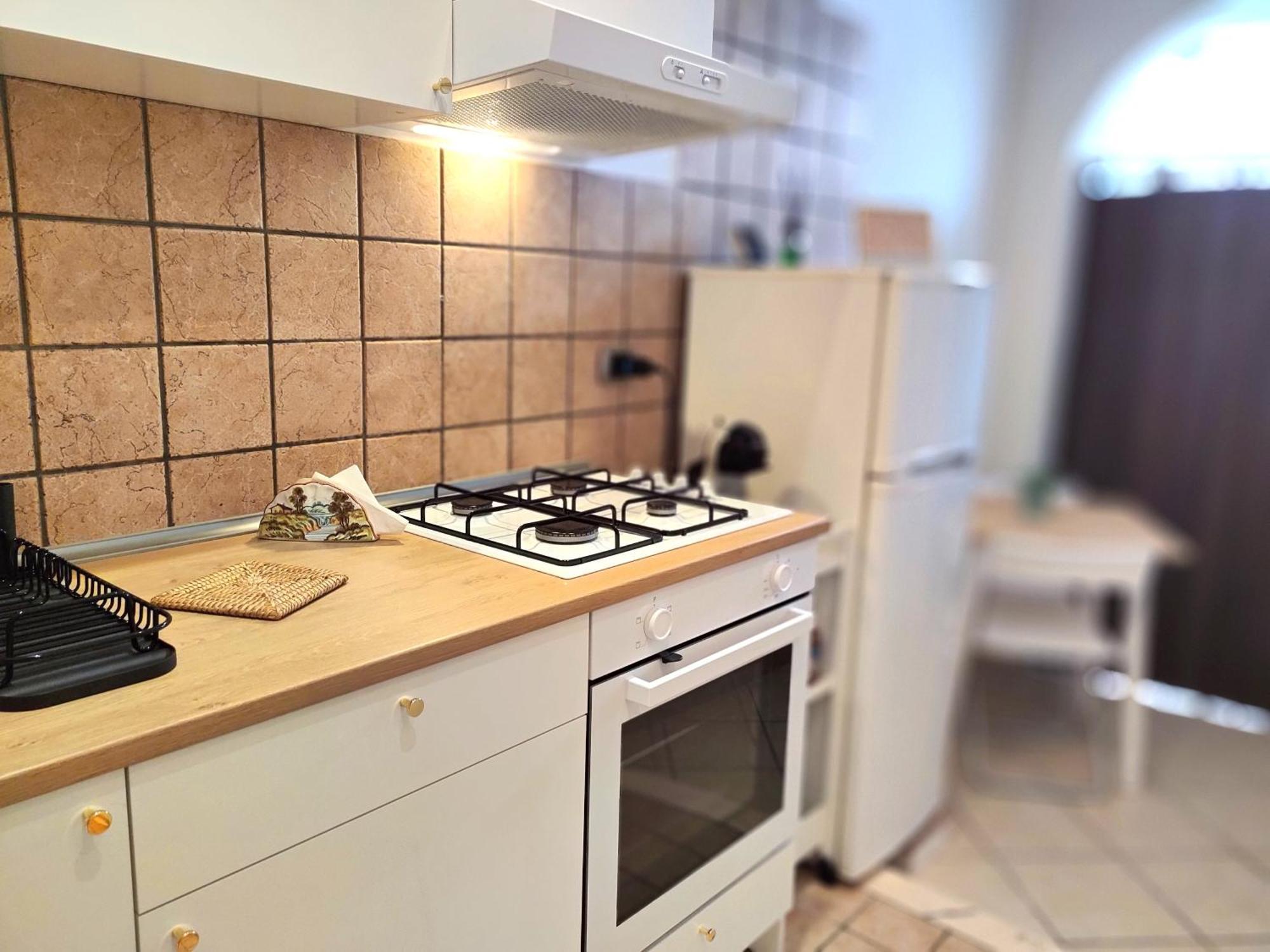 Casa Viola A 900 Mt Dalla Staz. Centrale Pescara Bagian luar foto